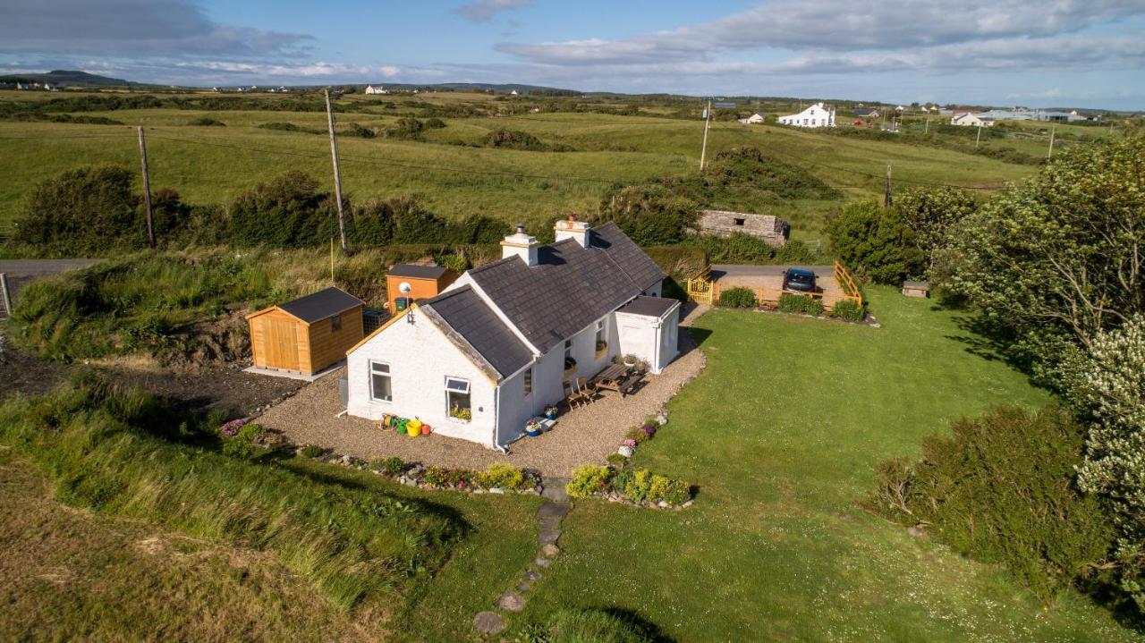 Yellow Cottage, Doolin Knockfin Cross Roads Buitenkant foto