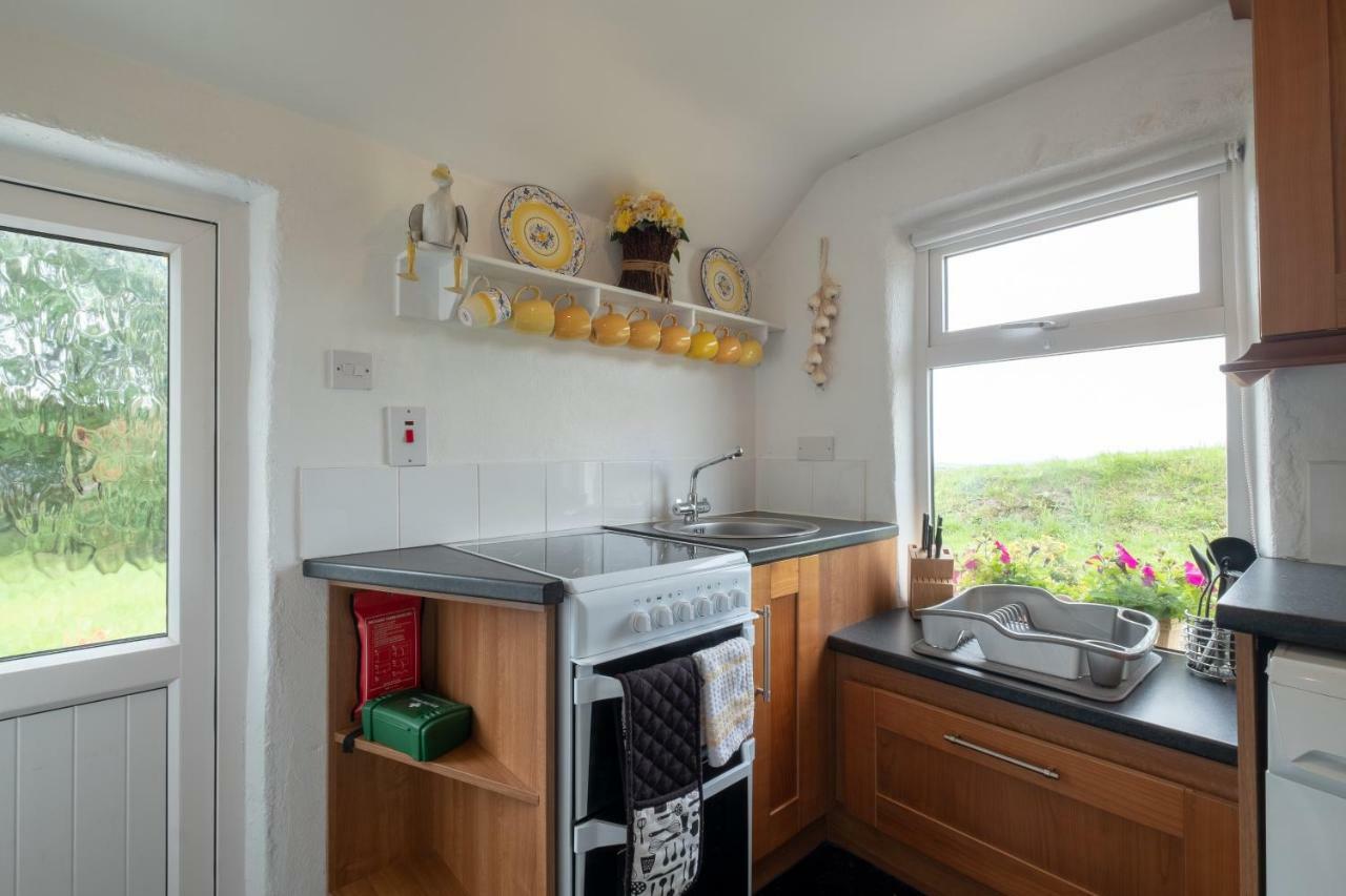 Yellow Cottage, Doolin Knockfin Cross Roads Buitenkant foto